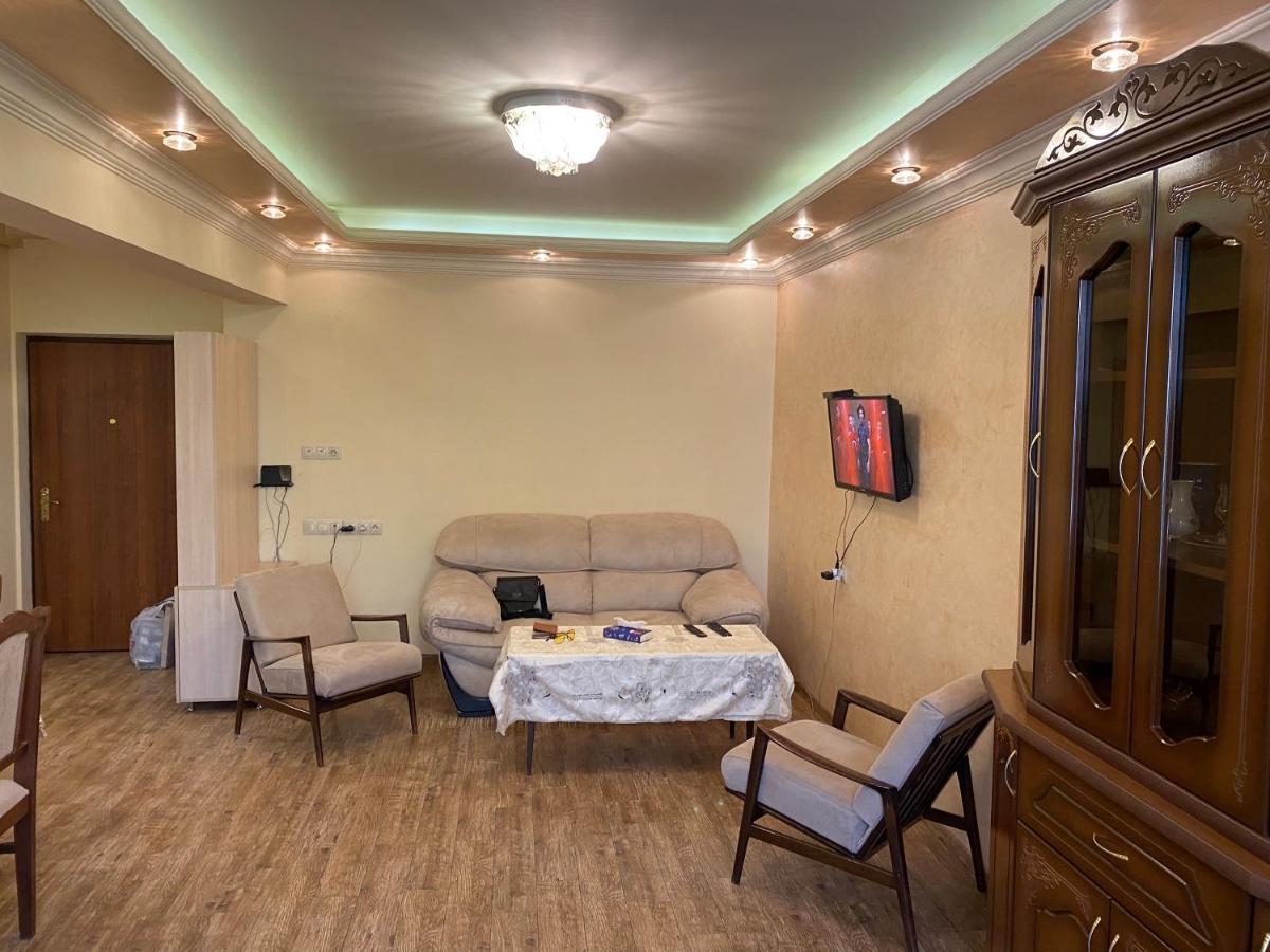Apartment In Centre Evn Yerevan Exterior photo